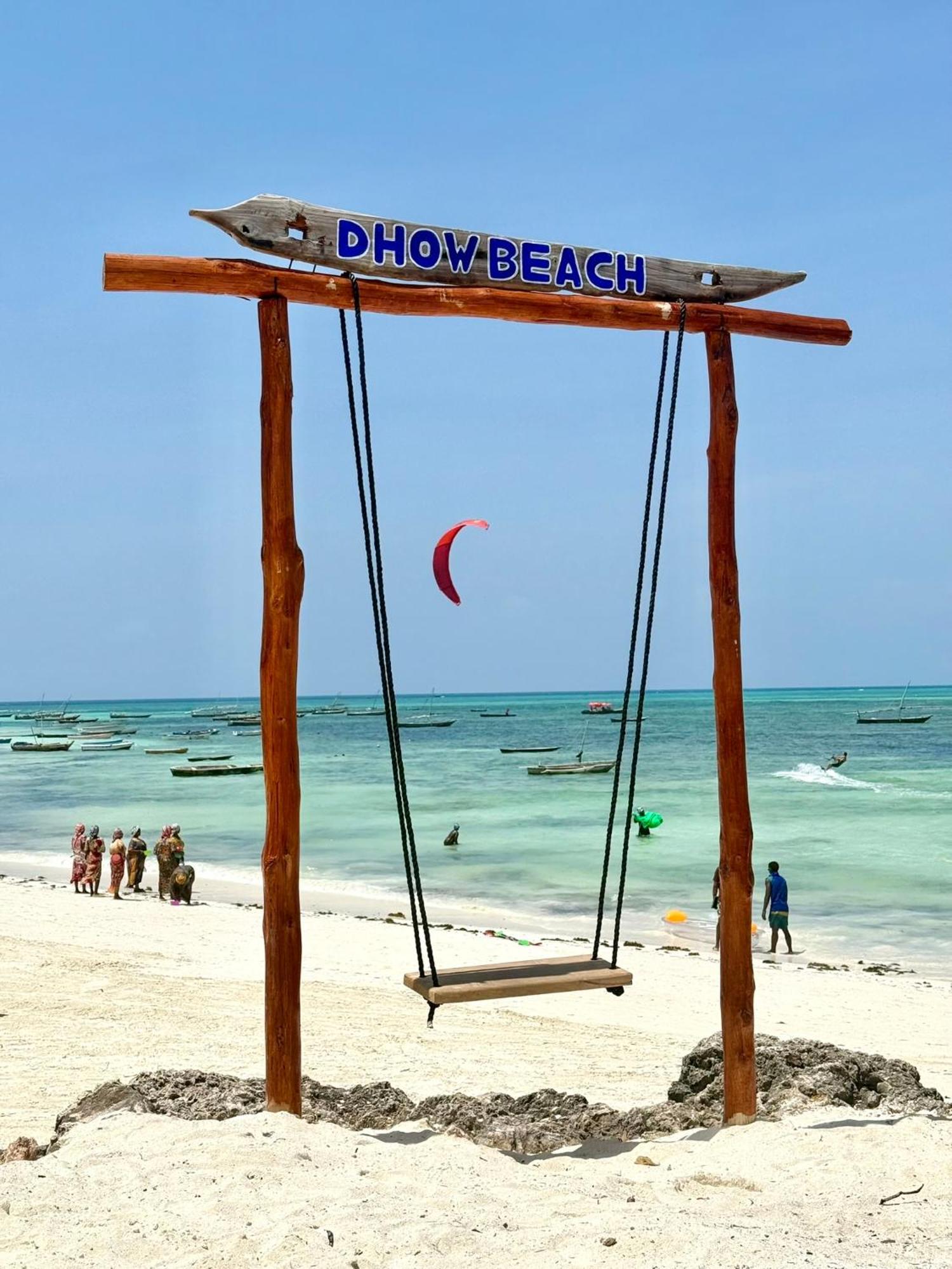Dhow Beach Boutique Hotel 南威 外观 照片