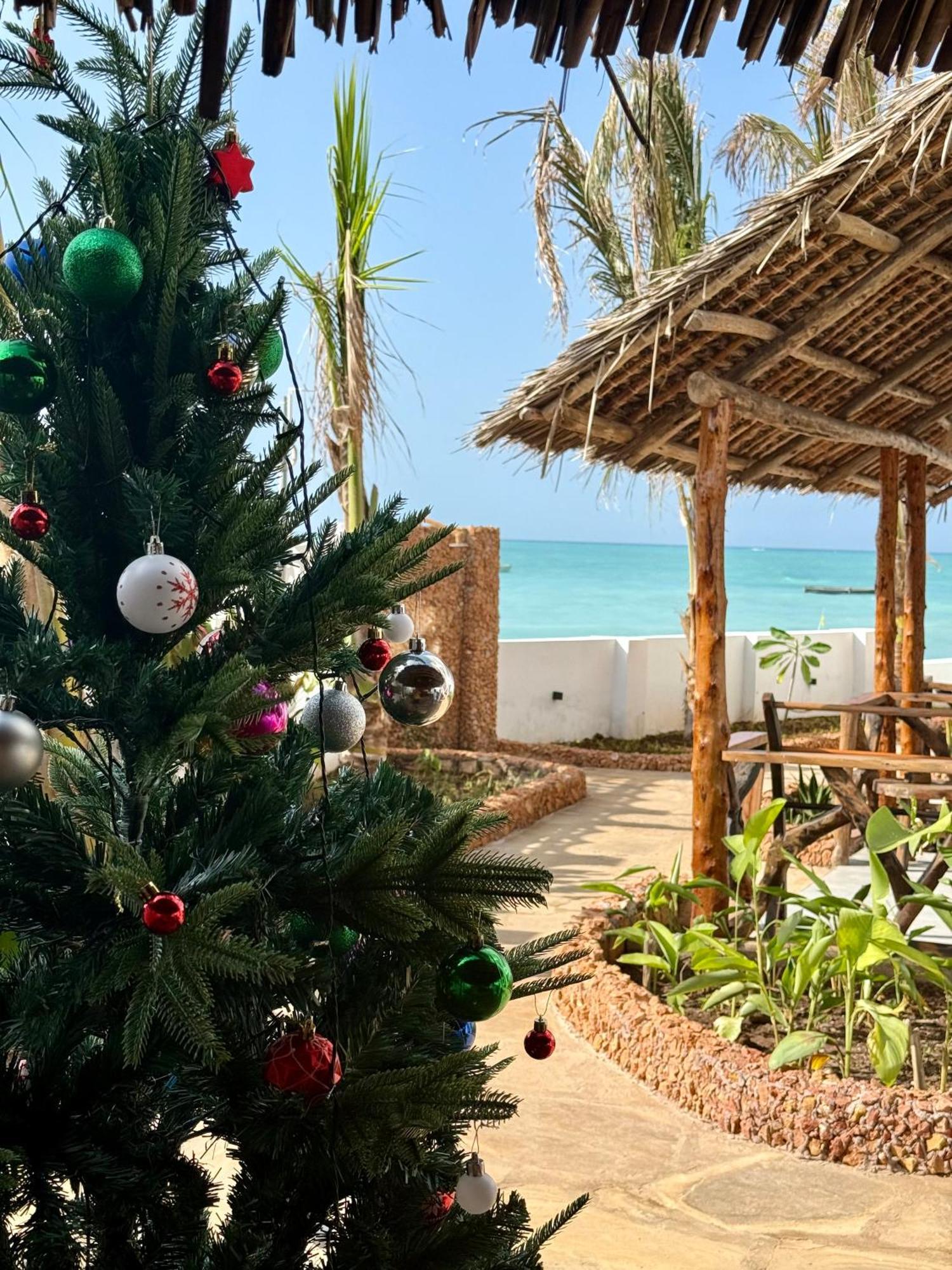 Dhow Beach Boutique Hotel 南威 外观 照片