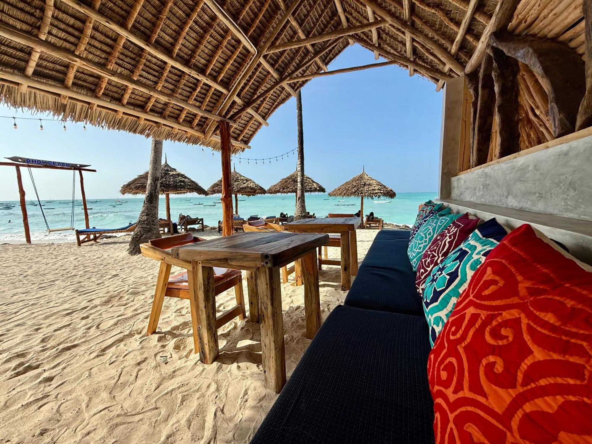 Dhow Beach Boutique Hotel 南威 外观 照片